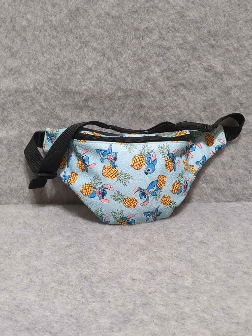 LOUNGEFLY DISNEY FANNY PACK STITCH & PINEAPPLES Tiki Zipper Adjustable - Picture 4 of 11
